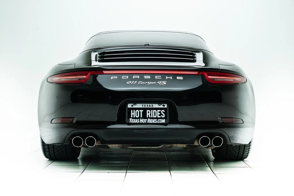 2014 Porsche 991 Targa 4 & 4S - Image 17 of 31