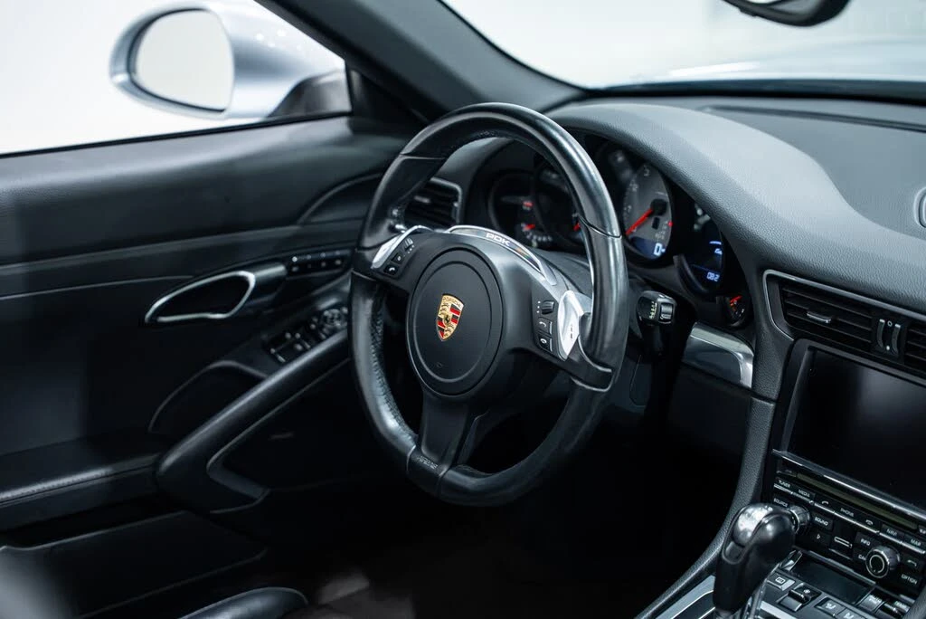 2014 Porsche 991 Targa 4 & 4S - Image 30 of 31