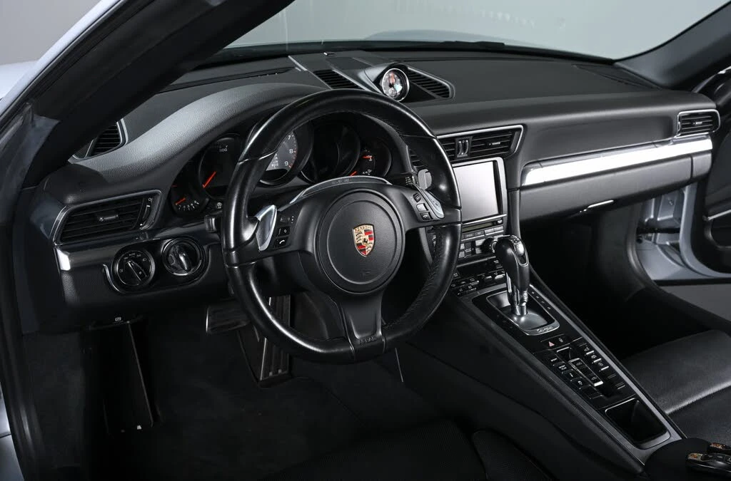 2014 Porsche 991 Targa 4 & 4S - Image 4 of 31