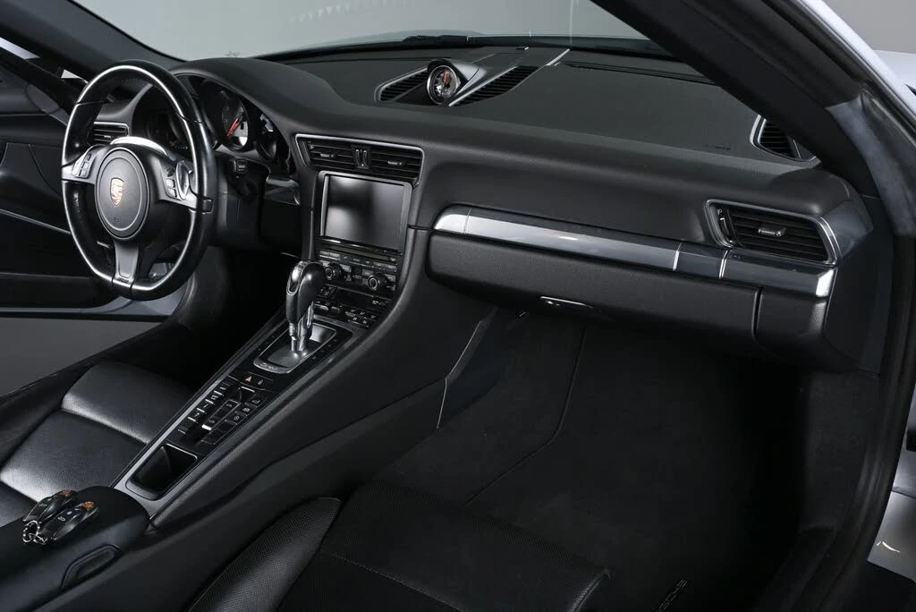 2014 Porsche 991 Targa 4 & 4S - Image 14 of 31