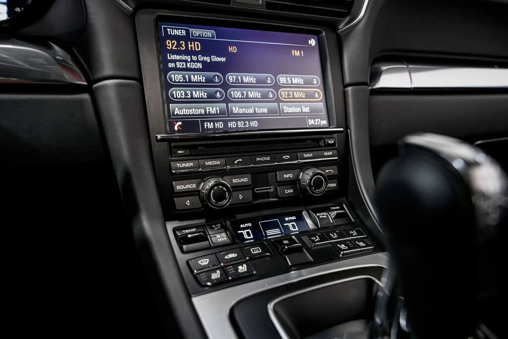 2014 Porsche 991 Targa 4 & 4S - Image 14 of 31