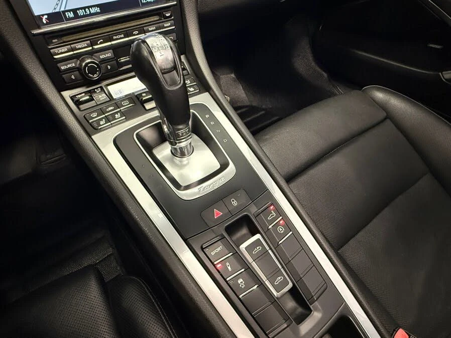 2014 Porsche 991 Targa 4 & 4S - Image 21 of 24