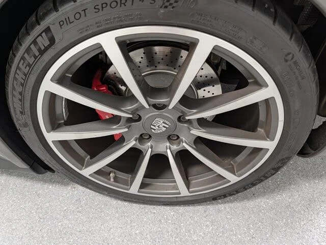 2014 Porsche 991 Targa 4 & 4S - Image 15 of 31