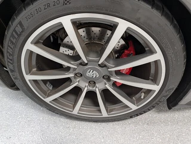 2014 Porsche 991 Targa 4 & 4S - Image 16 of 31