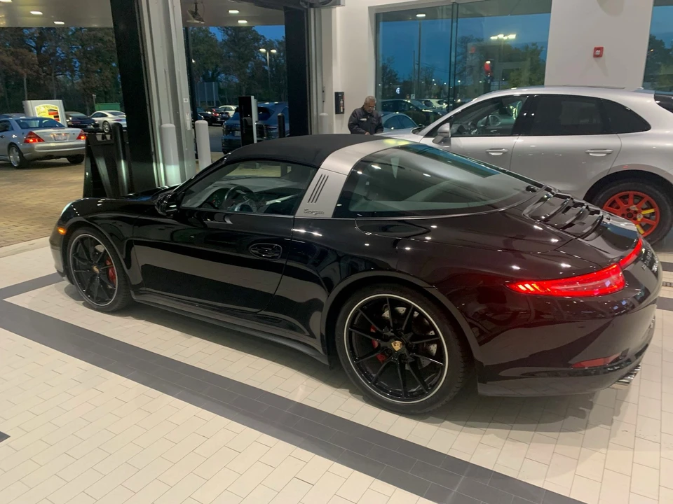 2014 Porsche 991 Targa 4 & 4S - Image 9 of 13