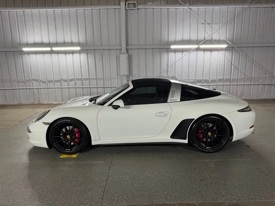 2014 Porsche 991 Targa 4 & 4S - Image 19 of 20