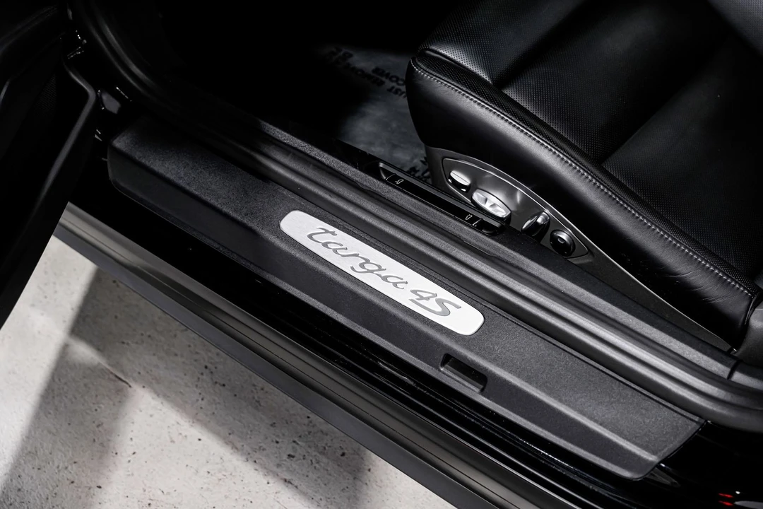 2014 Porsche 991 Targa 4 & 4S - Image 26 of 31