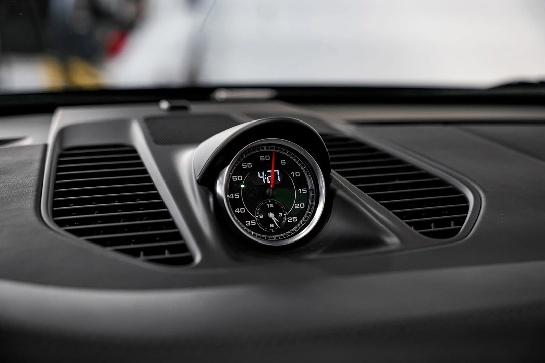 2014 Porsche 991 Targa 4 & 4S - Image 12 of 31
