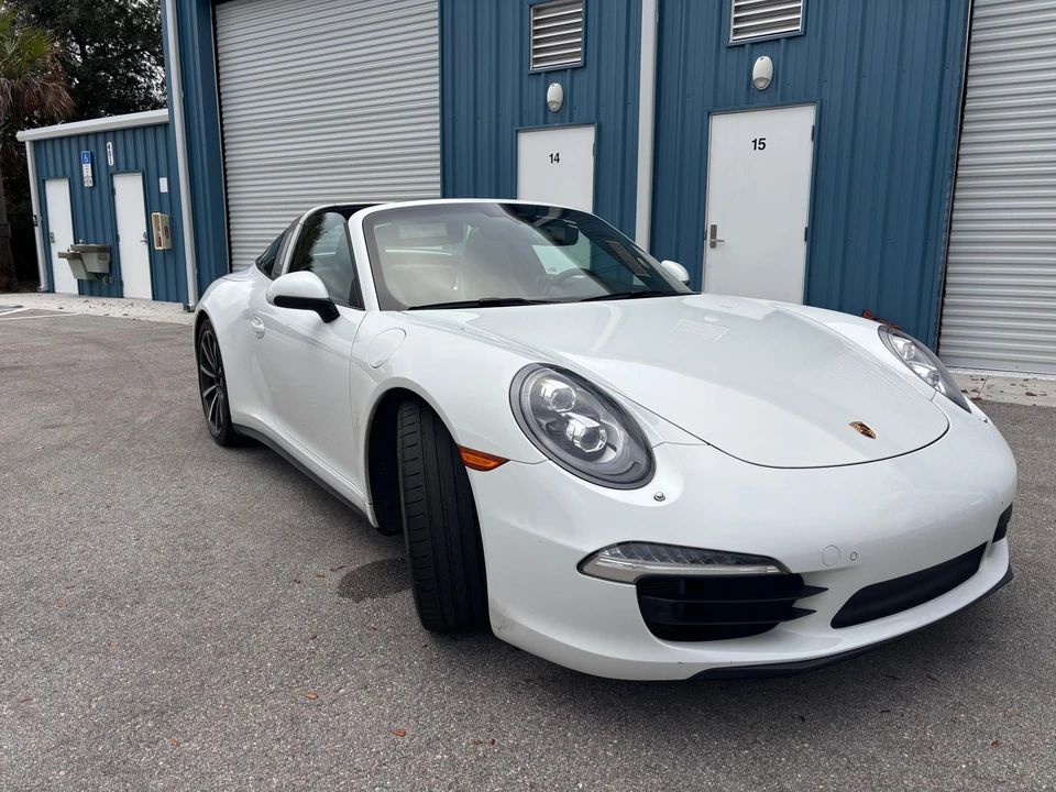 2014 Porsche 991 Targa 4 & 4S - Image 11 of 31