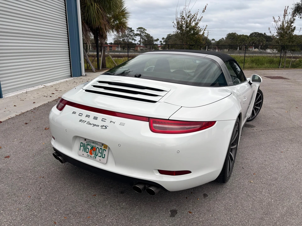 2014 Porsche 991 Targa 4 & 4S - Image 22 of 31