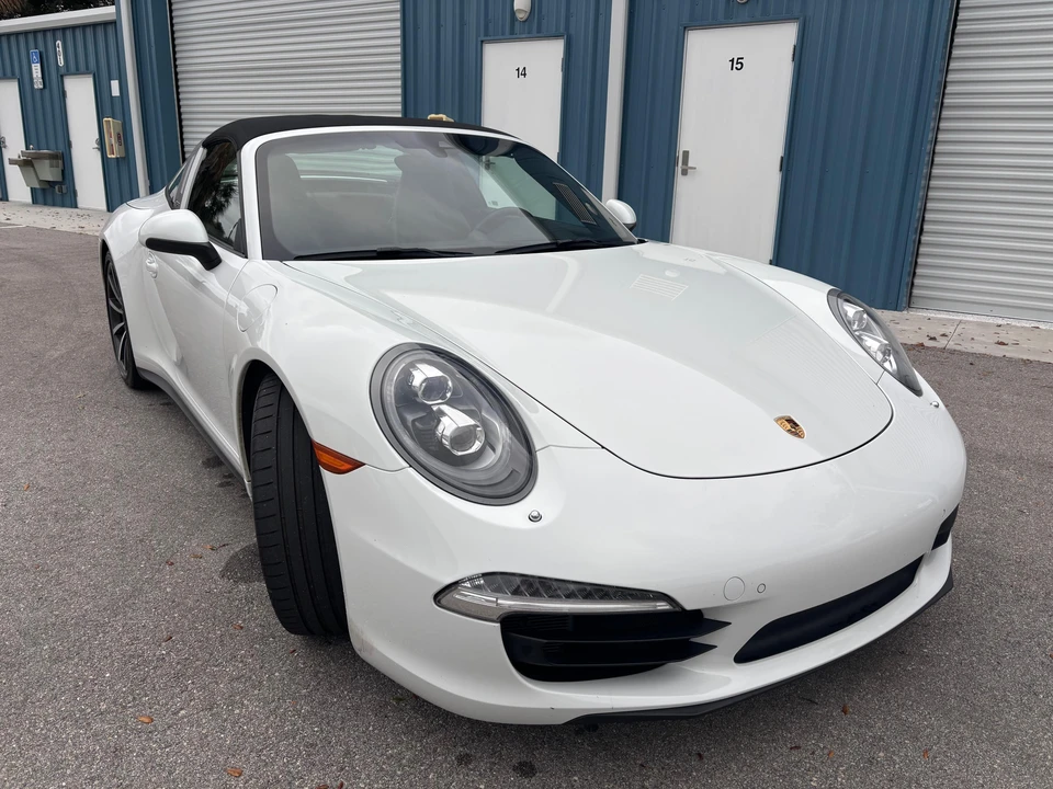 2014 Porsche 991 Targa 4 & 4S - Image 28 of 31