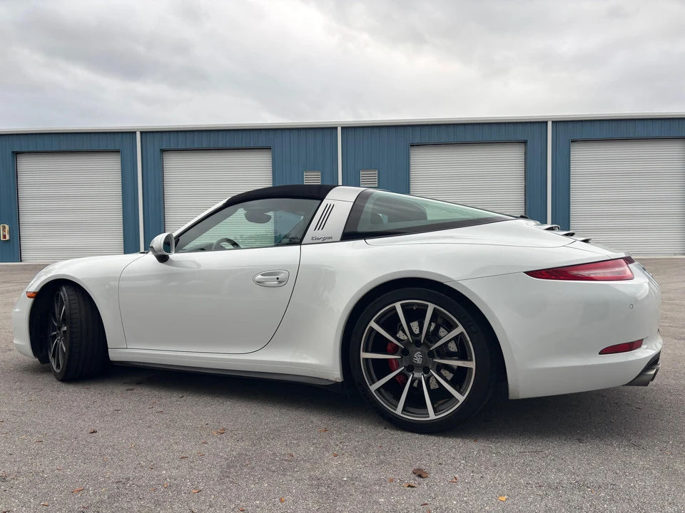 2014 Porsche 991 Targa 4 & 4S - Image 18 of 31
