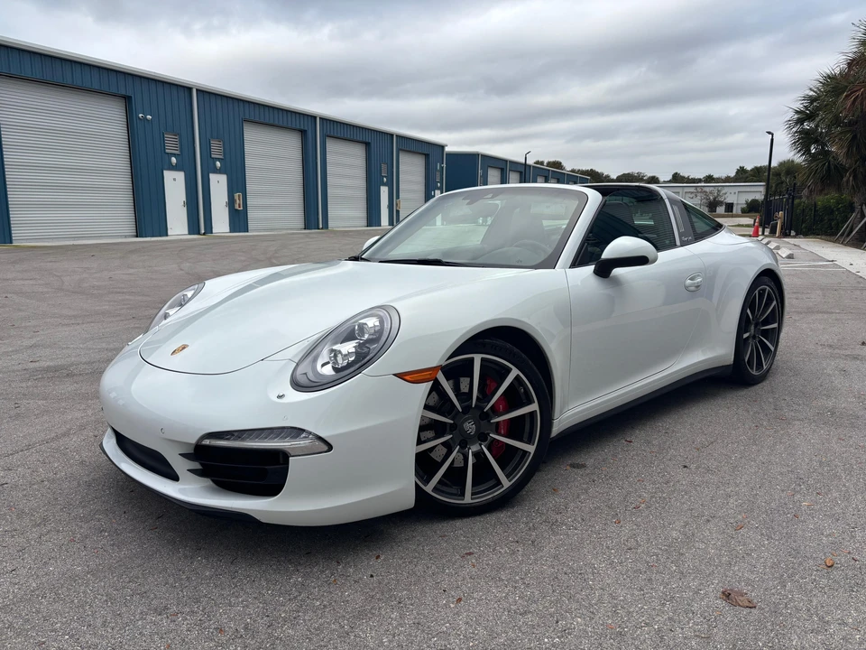 2014 Porsche 991 Targa 4 & 4S - Image 7 of 31