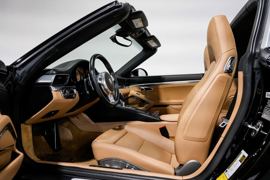 2014 Porsche 991 Targa 4 & 4S - Image 22 of 31