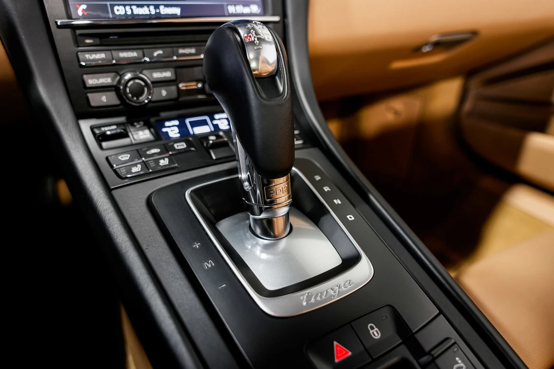 2014 Porsche 991 Targa 4 & 4S - Image 16 of 21