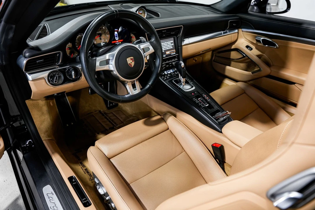 2014 Porsche 991 Targa 4 & 4S - Image 9 of 31