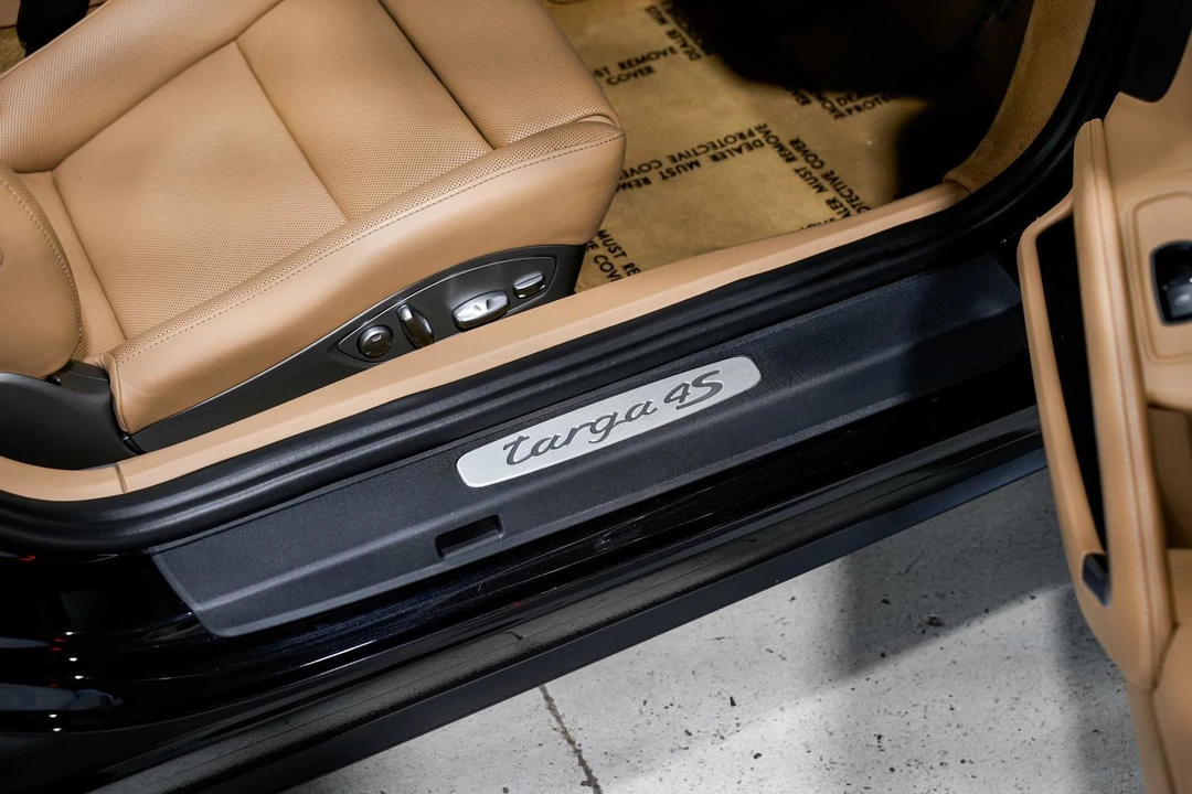 2014 Porsche 991 Targa 4 & 4S - Image 30 of 31