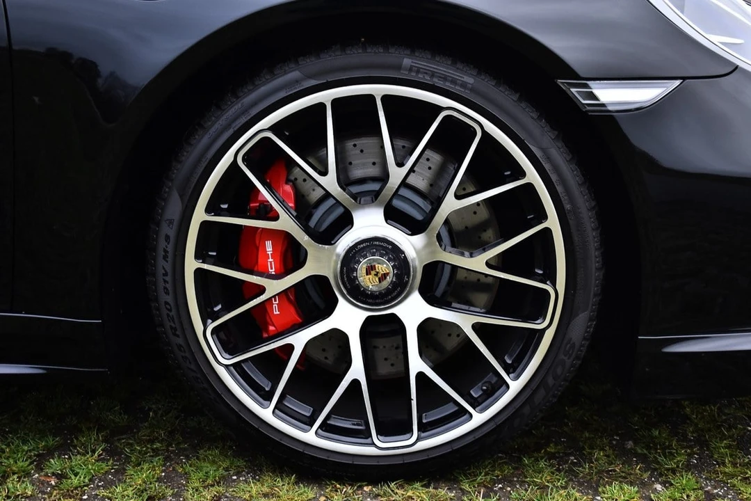 2014 Porsche 991 Turbo - Image 7 of 31