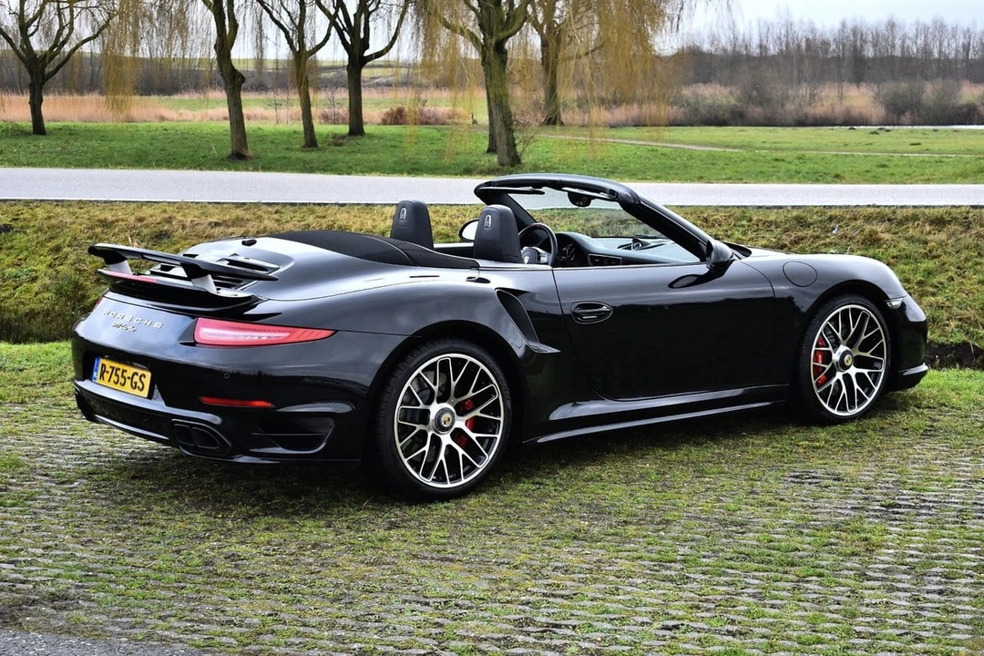 2014 Porsche 991 Turbo - Image 26 of 31
