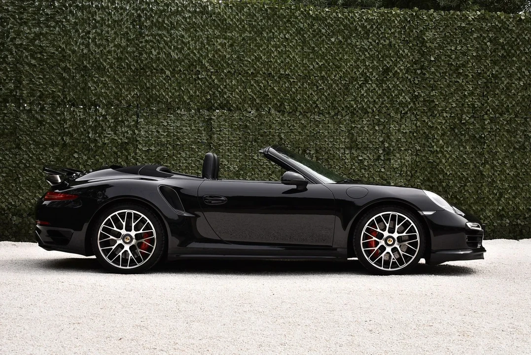 2014 Porsche 991 Turbo - Image 7 of 31