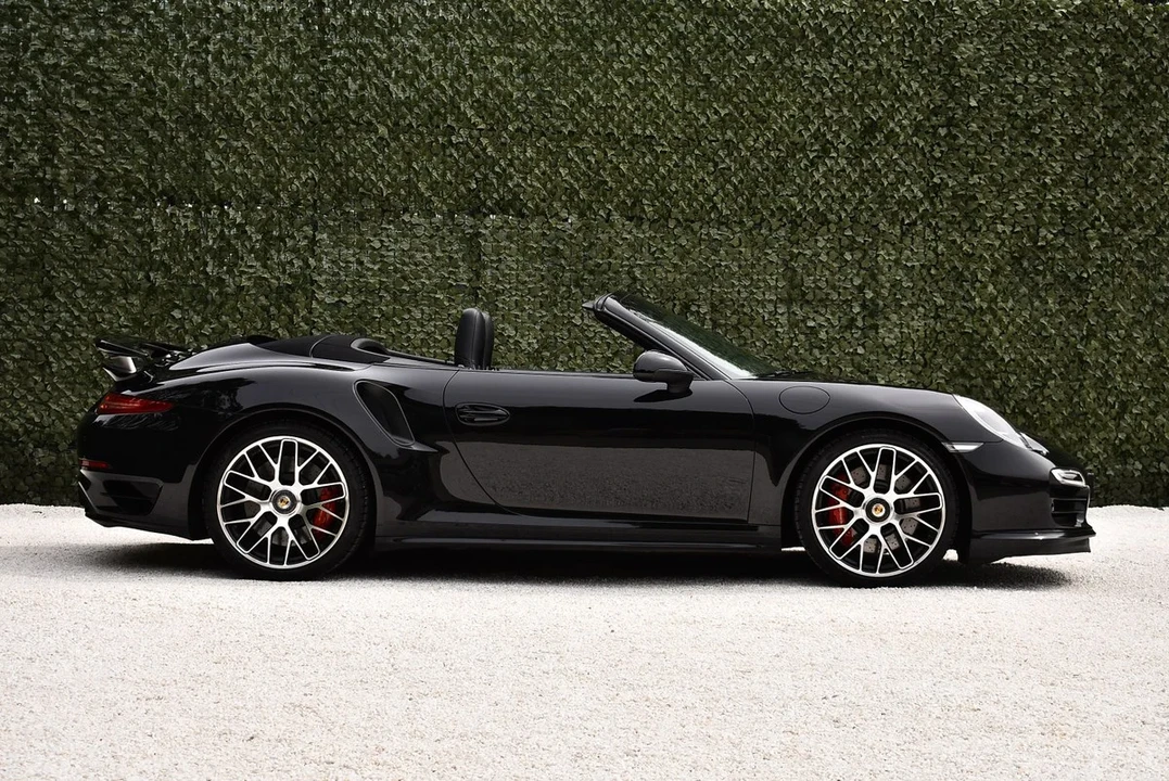 2014 Porsche 991 Turbo - Image 8 of 31