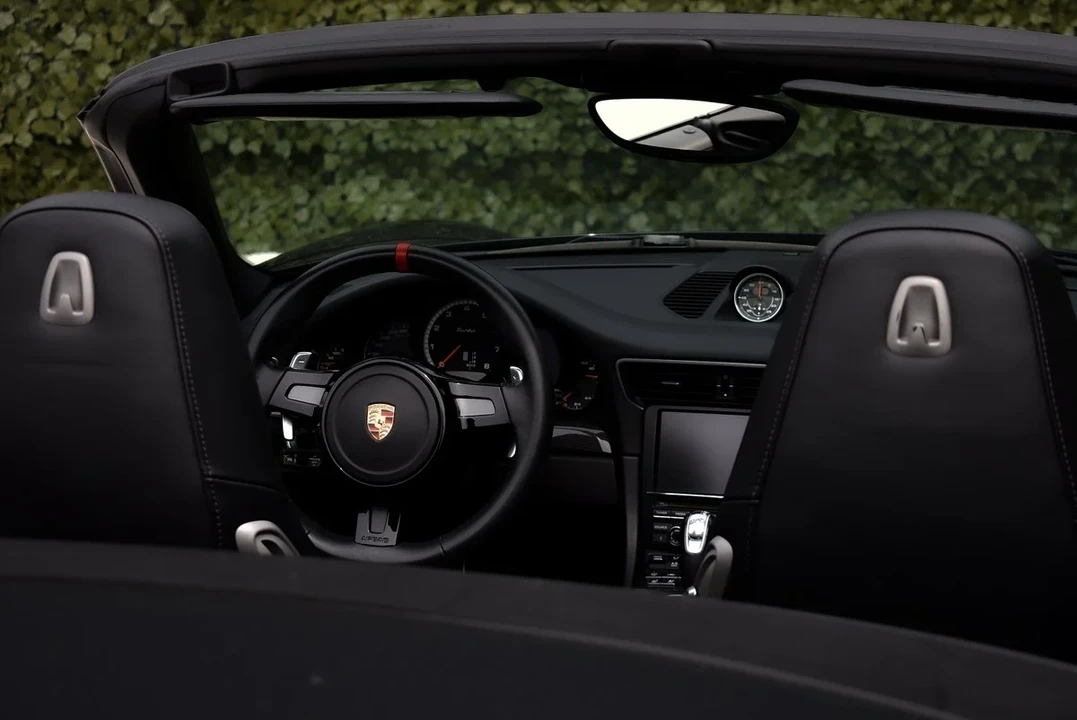 2014 Porsche 991 Turbo - Image 28 of 31