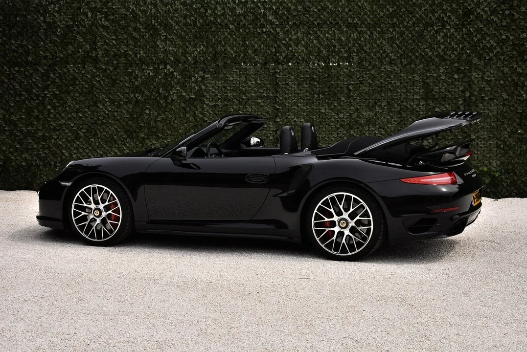 2014 Porsche 991 Turbo - Image 17 of 31