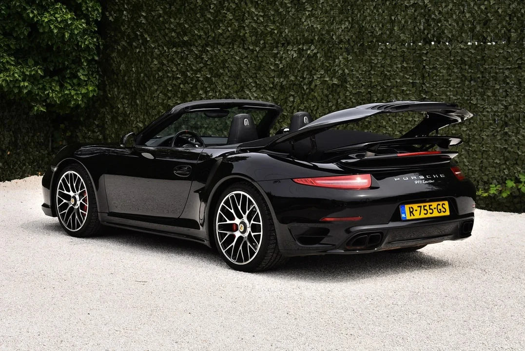 2014 Porsche 991 Turbo - Image 18 of 31