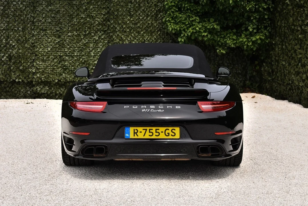 2014 Porsche 991 Turbo - Image 19 of 31