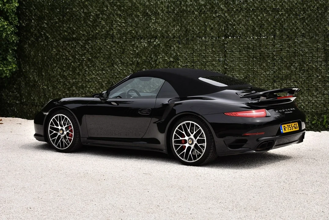 2014 Porsche 991 Turbo - Image 21 of 31