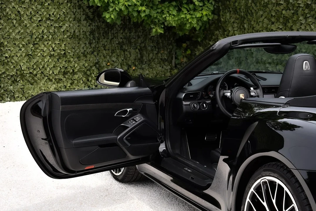 2014 Porsche 991 Turbo - Image 30 of 31