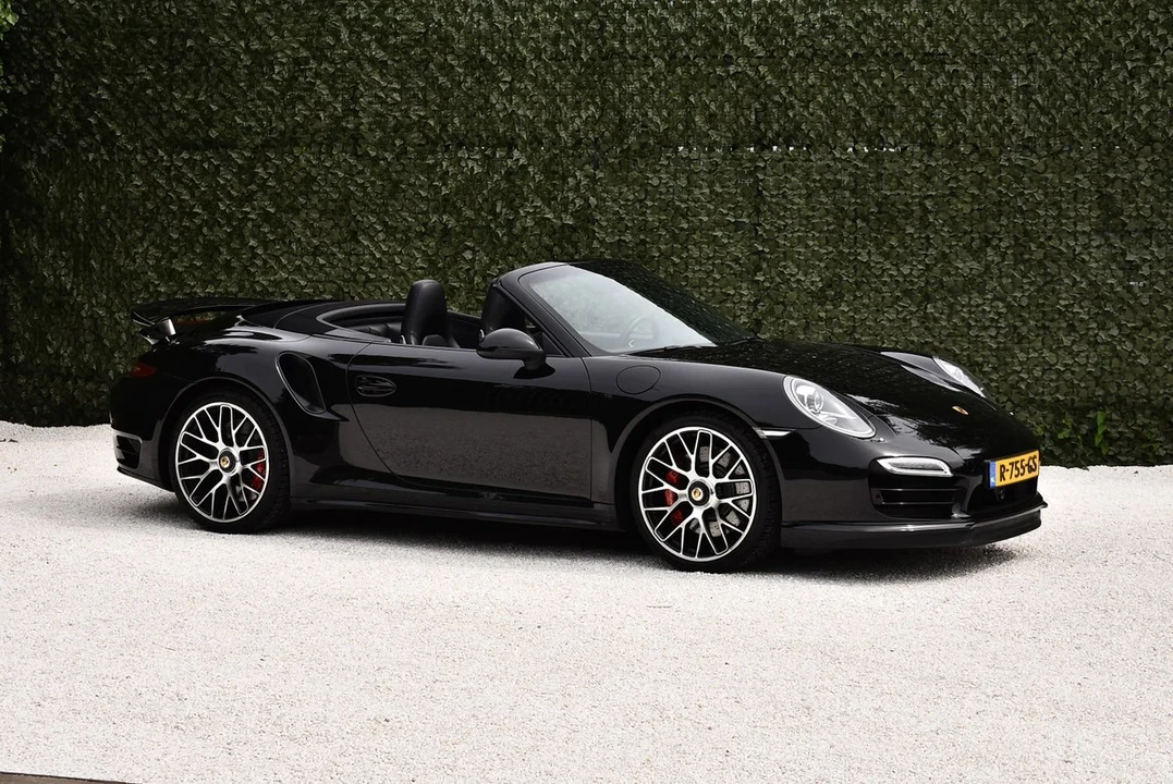 2014 Porsche 991 Turbo - Image 5 of 31