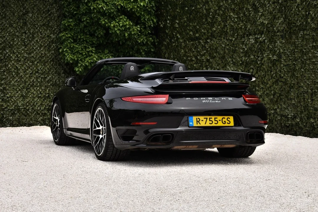2014 Porsche 991 Turbo - Image 10 of 31