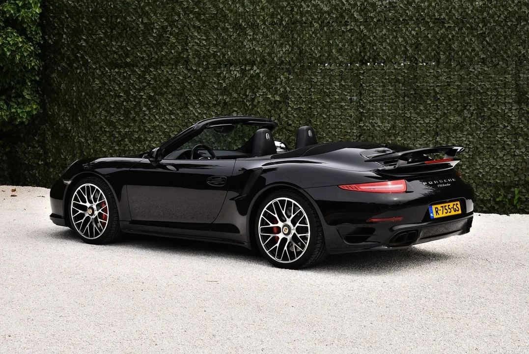 2014 Porsche 991 Turbo - Image 13 of 31