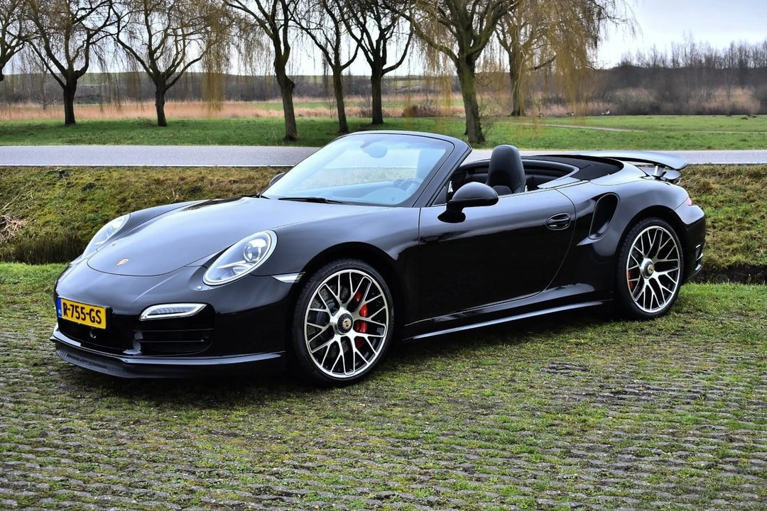 2014 Porsche 991 Turbo - Image 19 of 31