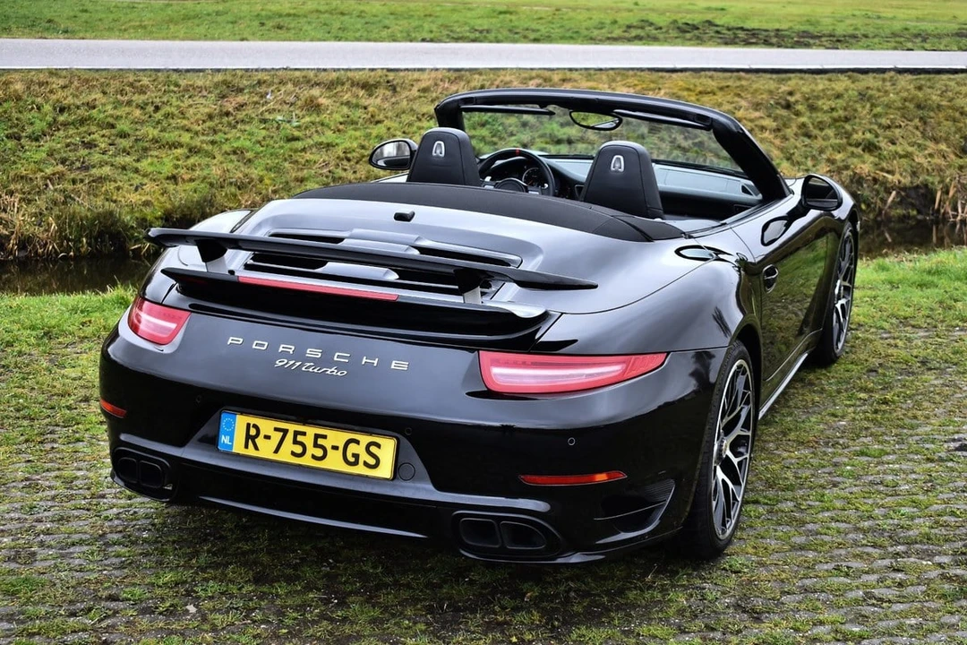 2014 Porsche 991 Turbo - Image 22 of 31
