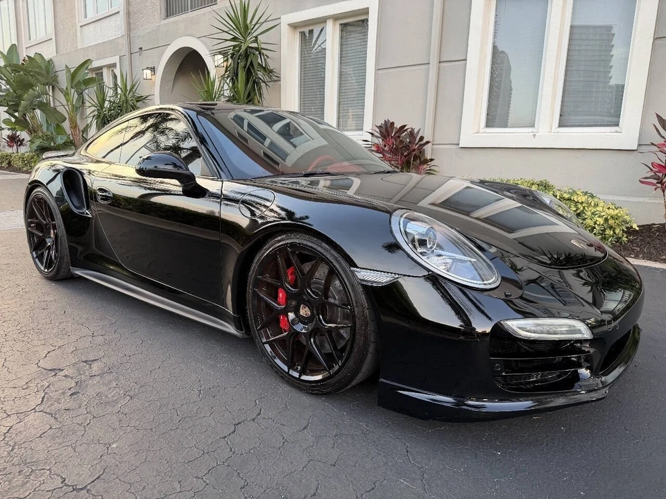 2014 Porsche 991 Turbo - Image 10 of 31