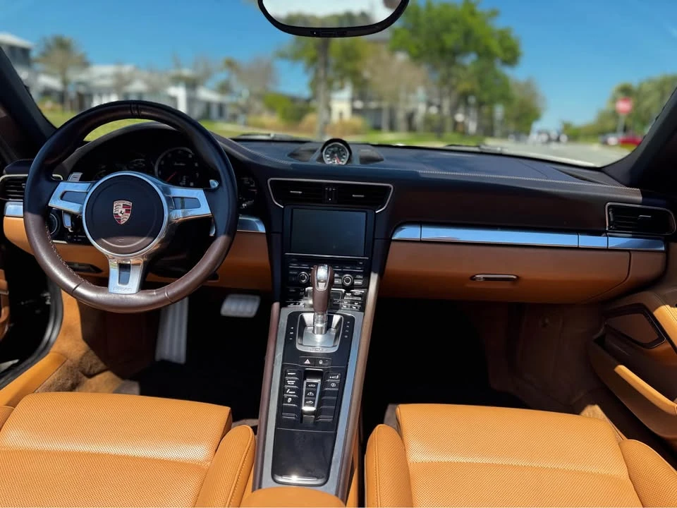 2014 Porsche 991 Turbo - Image 9 of 18