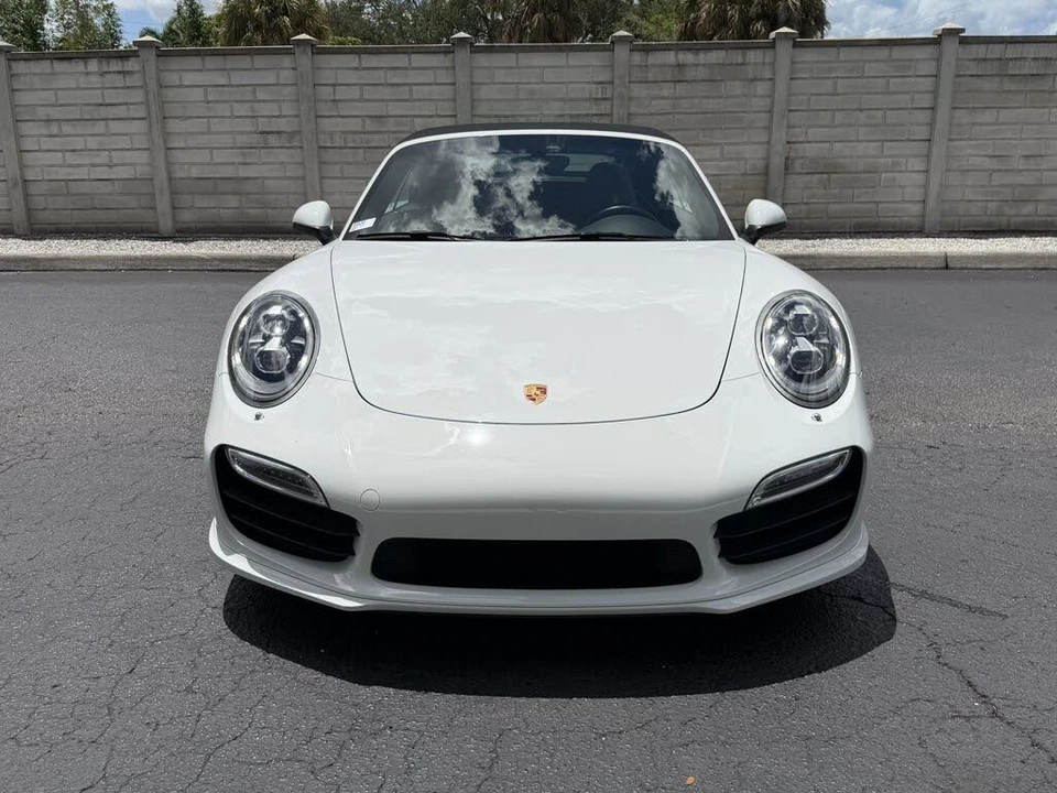 2014 Porsche 991 Turbo - Image 11 of 30