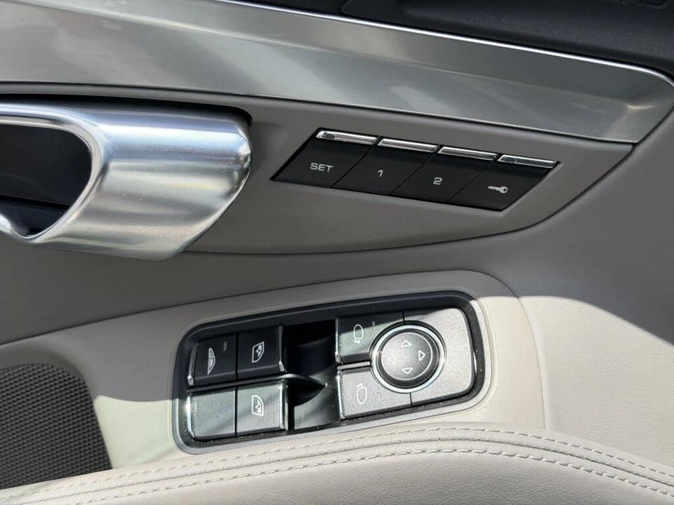 2014 Porsche 991 Turbo - Image 19 of 30