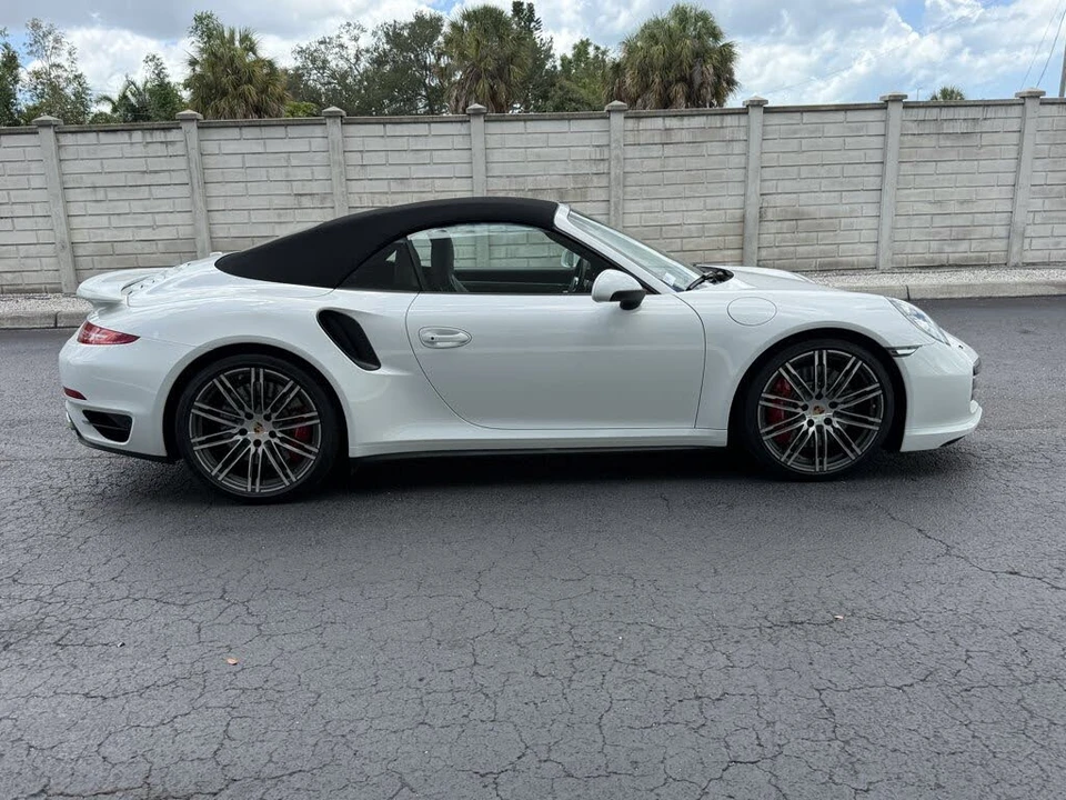 2014 Porsche 991 Turbo - Image 7 of 30
