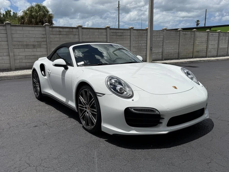 2014 Porsche 991 Turbo - Image 8 of 30