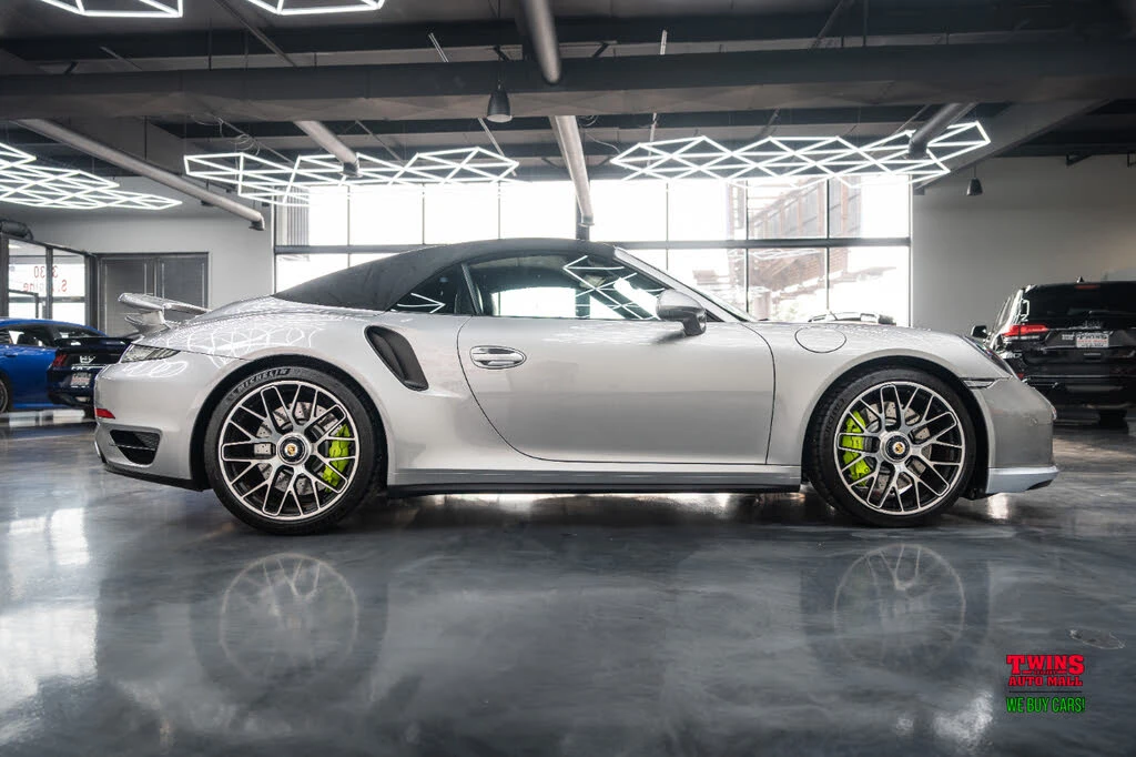 2014 Porsche 991 Turbo - Image 10 of 31