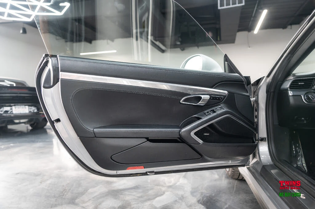 2014 Porsche 991 Turbo - Image 15 of 31