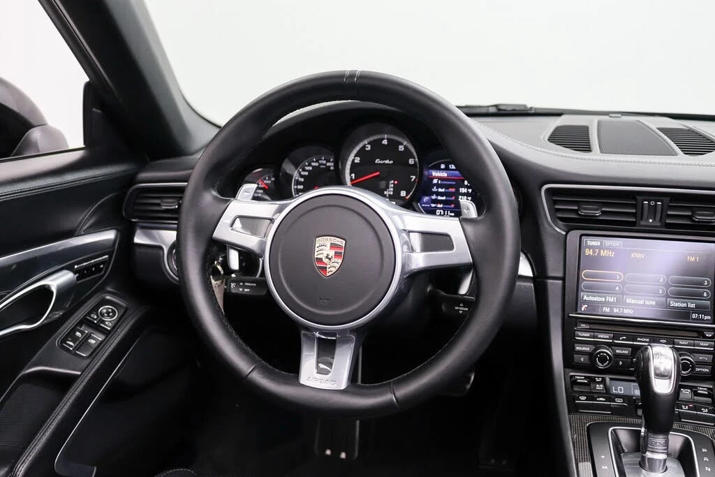 2014 Porsche 991 Turbo - Image 25 of 31