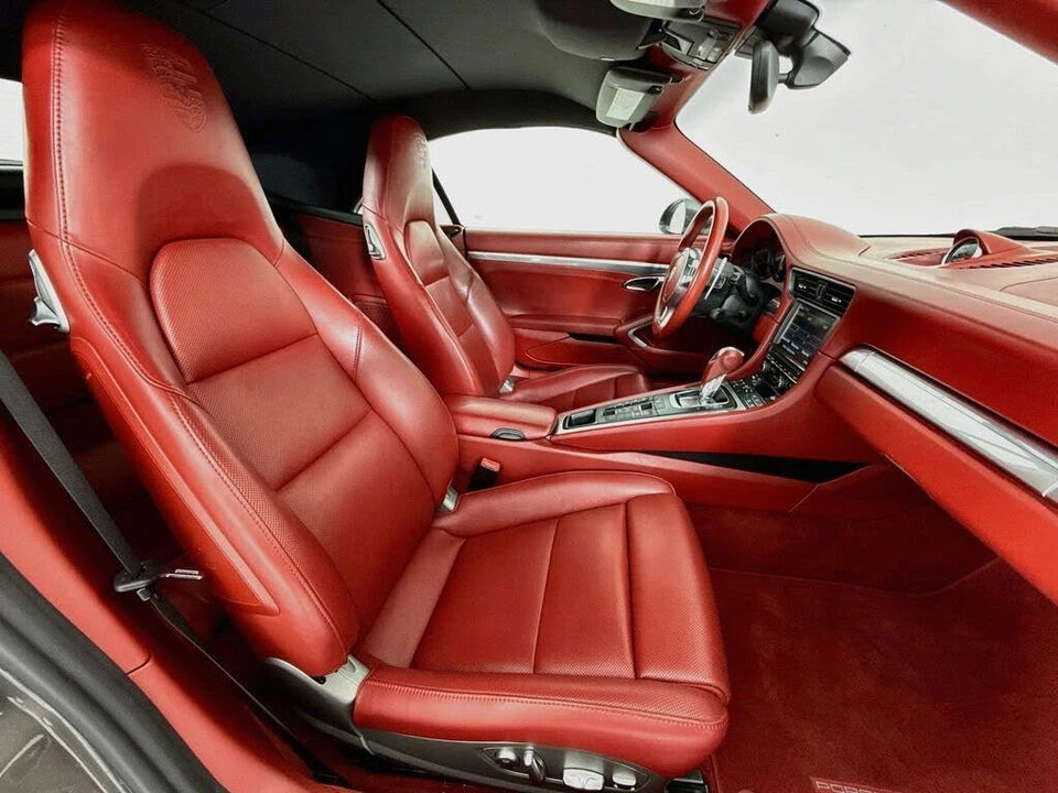 2014 Porsche 991 Turbo - Image 27 of 31