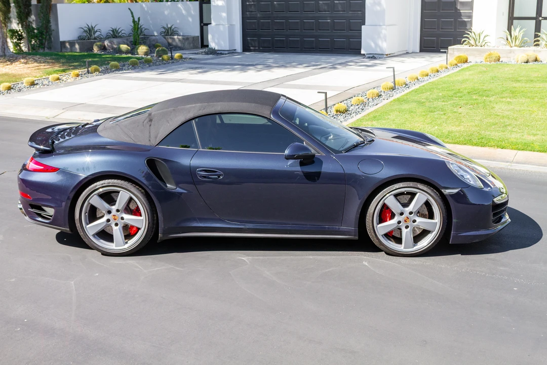 2014 Porsche 991 Turbo - Image 17 of 31