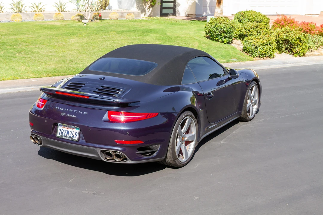 2014 Porsche 991 Turbo - Image 15 of 31