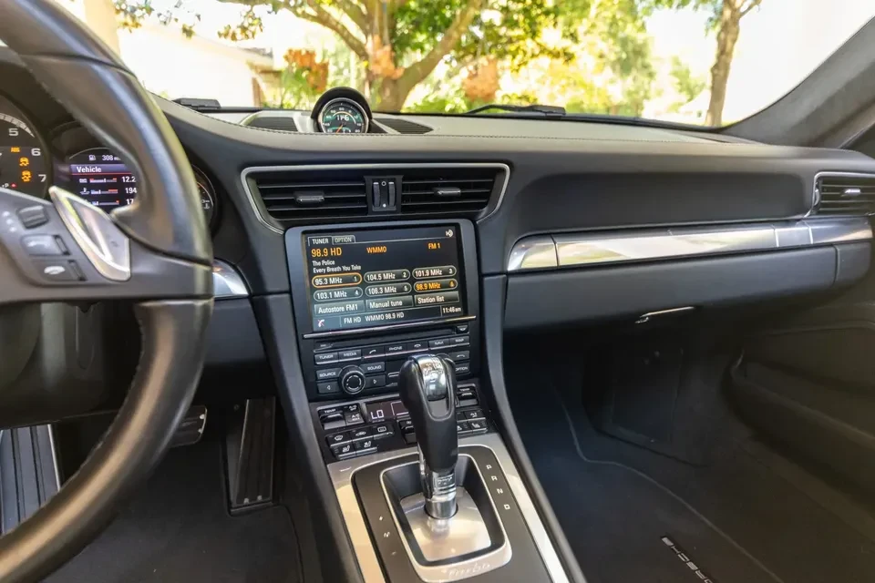 2014 Porsche 991 Turbo - Image 8 of 9