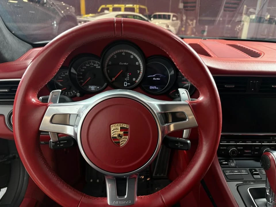 2014 Porsche 991 Turbo - Image 9 of 15